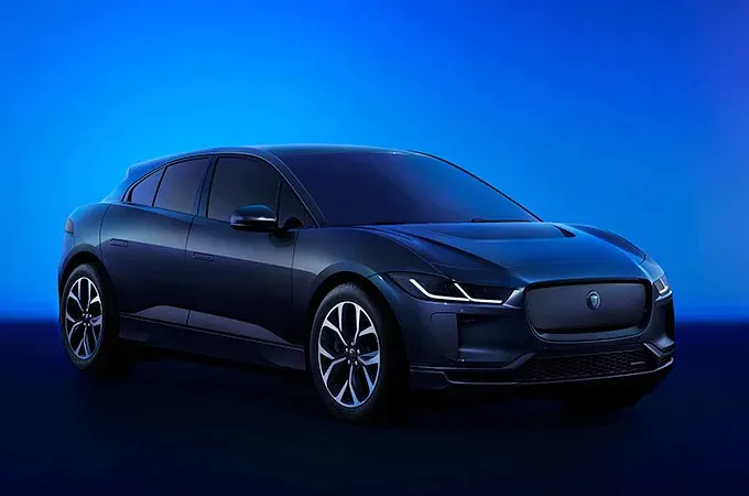 samochód elektryczny zimą – co z zasięgiem? samochód elektryczny zachowujący największą sprawność zimą jaguar i pace
