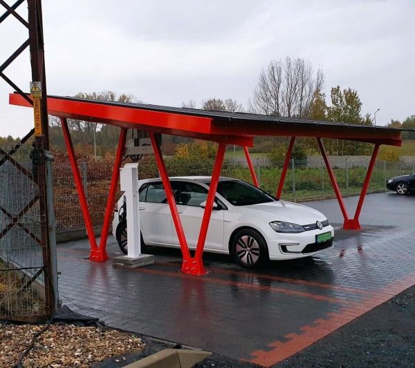 Wiata garażowa z panelami fotowoltaicznymi (pod fotowoltaikę) Cpw Czerwo Indyw Biznes Produkt