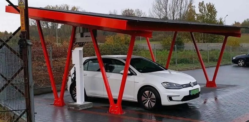 Wiata z fotowoltaiką – Montaż krok po kroku Montaż Wiata Pod Fotowoltaikę